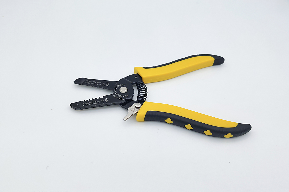 Wire pick pliers